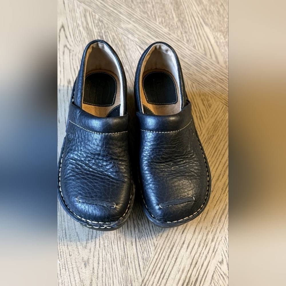 b.o.c. Born Peggy Platform Women Shoe 6 Black Clog Leather Slip On Nurse Wedge